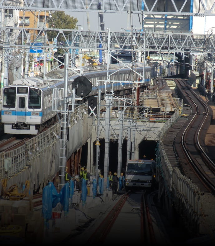 小田急電鉄複々線化事業の写真