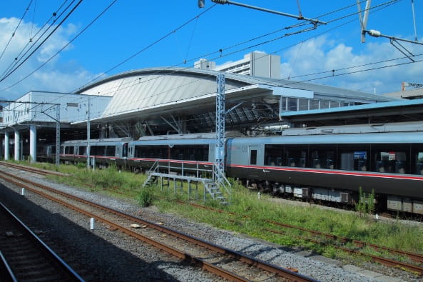 小田急線小田原駅舎改修設計・監理の写真