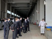 【2021.04.01～04　21新卒新入社員研修③】
～２日目～
現業訪問(/・ω・)/
軌道部の喜多見軌道工事事務所にお邪魔し、新入社員紹介と業務についてお伺いしました！