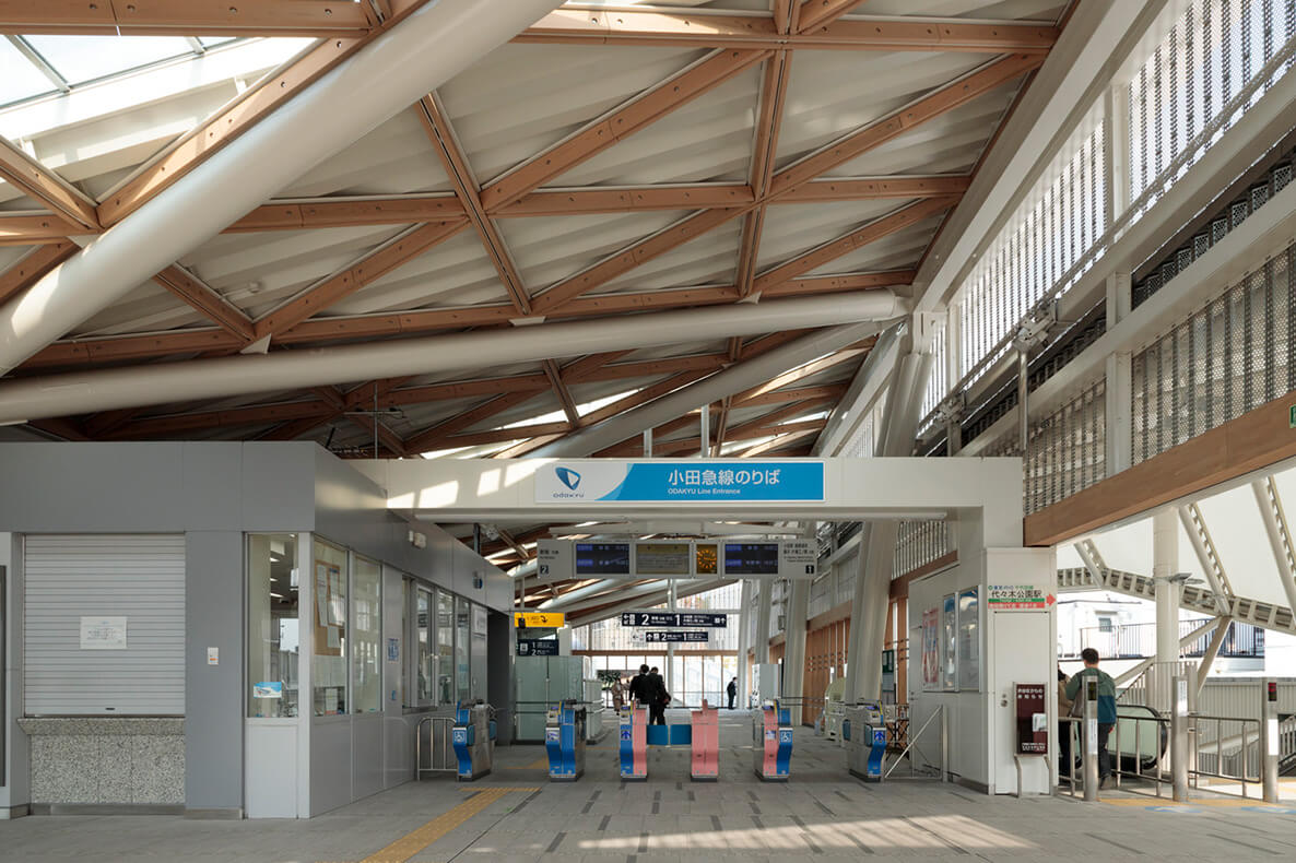 代々木八幡駅駅舎改築設計・管理の写真